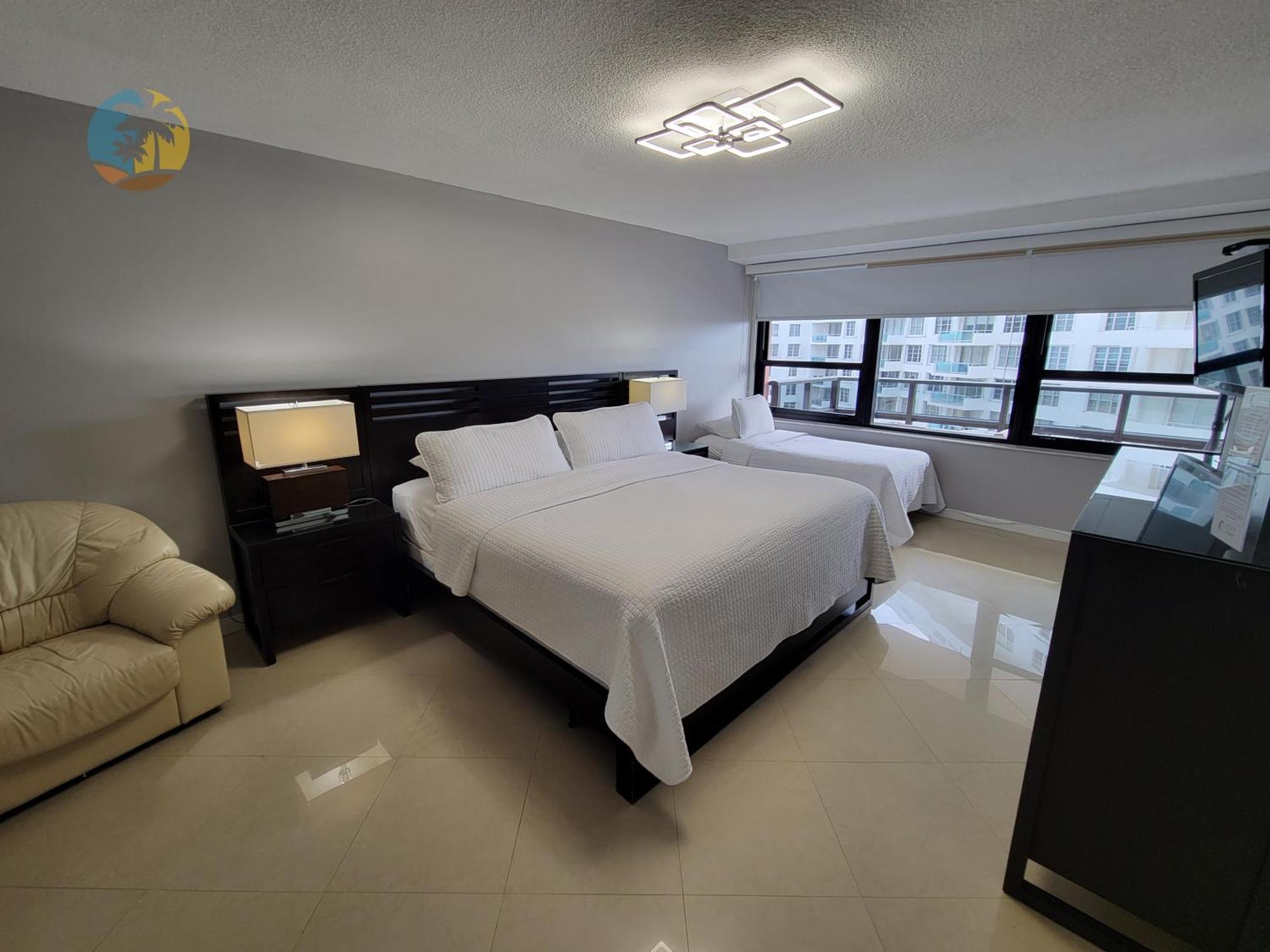 Deluxe Beach Resort - Hora Rentals 迈阿密海滩 外观 照片